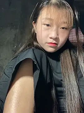 hinata-xx online show from 04-01-26, 11:44