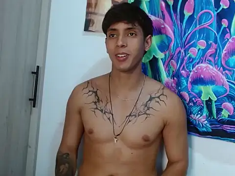 Wolf light online show from 12-22-25, 11:35