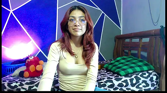 Snapshot of bellota_bunny chatting on 01-06-26, 04:00 bellota bunny online show from 01-06-26, 04:00