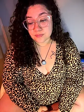 VanesssaMilf  online show from 03-28-26, 02:22