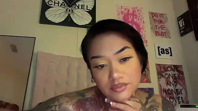 Itsonlyvirgo online show from 03-23-26, 07:45