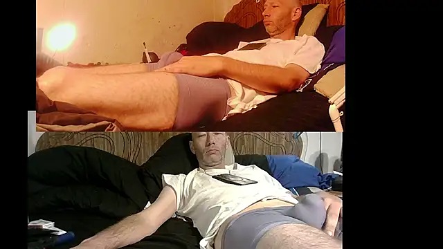 Snapshot of mythicbonez69 chatting on 07-30-26, 05:34 mythicbonez69 online show from 07-30-26, 05:34