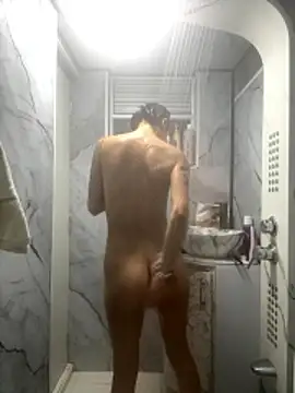 Snapshot of Zoey_dim chatting on 01-11-26, 11:10 Zoey dim online show from 01-11-26, 11:10