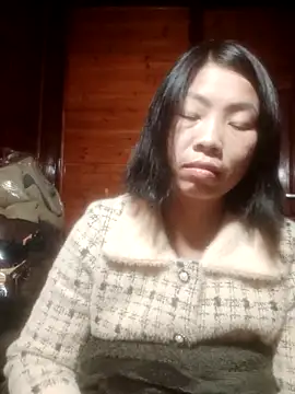 Amiluli online show from 02-17-26, 04:09