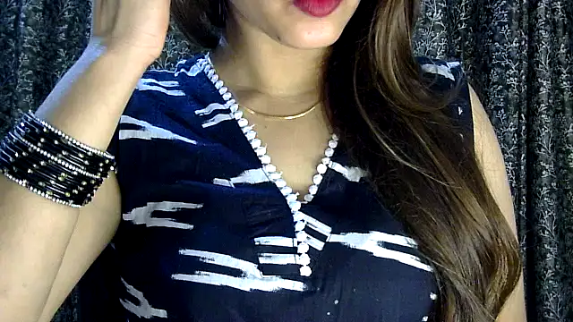 Snapshot of Exotic_tanvi chatting on 05-09-26, 06:40 Exotic tanvi online show from 05-09-26, 06:40