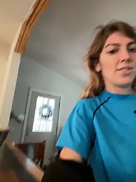 Snapshot of CelestialRuby chatting on 11-17-25, 04:13 CelestialRuby online show from 11-17-25, 04:13