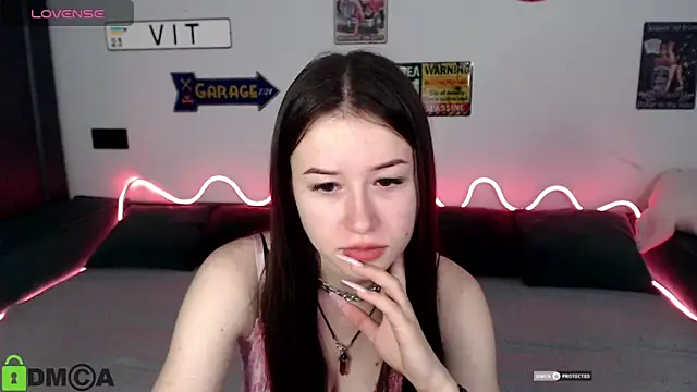Bellaa Dream1 online show from 06-21-26, 01:46