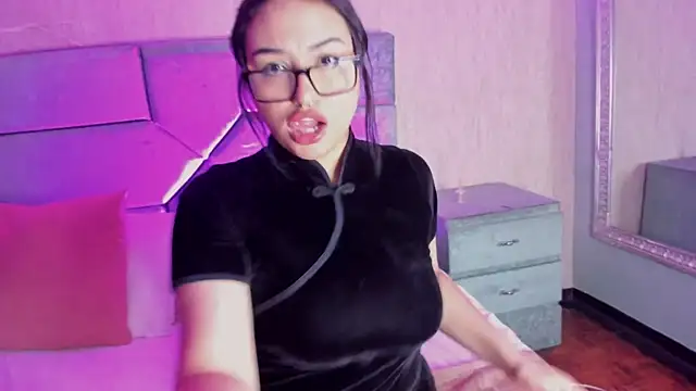 NaomySakura online show from 03-21-26, 09:29