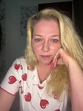 JenniferCarmen online show from 02-07-26, 12:03