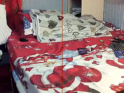 Snapshot of Pintiliescu chatting on 12-17-25, 11:00 Pintiliescu online show from 12-17-25, 11:00