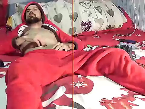 Snapshot of Pintiliescu chatting on 12-18-25, 11:05 Pintiliescu online show from 12-18-25, 11:05