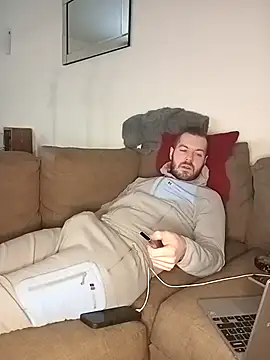 Snapshot of cheekycherryx chatting on 01-15-26, 06:33 cheekycherryx online show from 01-15-26, 06:33