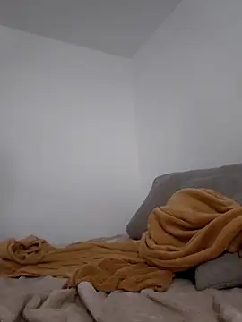 Snapshot of Bellaa25 chatting on 03-25-26, 07:47 Bellaa25 online show from 03-25-26, 07:47