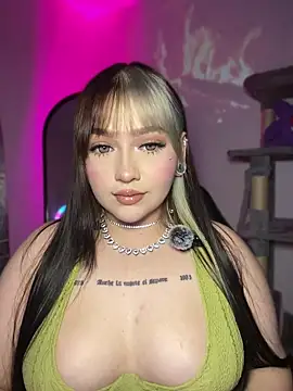 Daniela ruizz online show from 04-16-26, 11:40