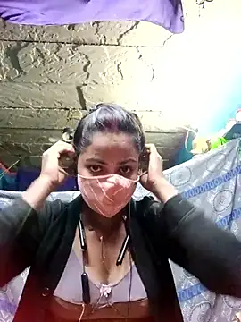 Snapshot of Poonam8080 chatting on 12-22-25, 01:19 Poonam8080 online show from 12-22-25, 01:19