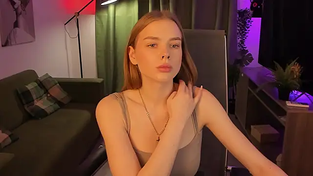 Snapshot of BellaHaadiid chatting on 01-08-26, 12:29 BellaHaadiid online show from 01-08-26, 12:29