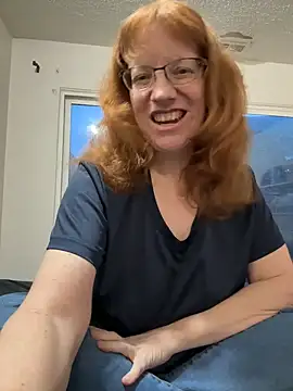 Lenaravenswood online show from 02-15-26, 01:46