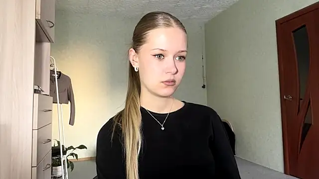 ZaidaSchwarten online show from 01-15-26, 01:26