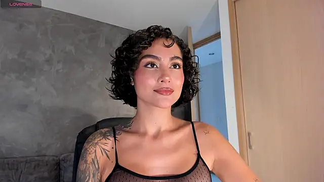 ValerieAustin online show from 04-15-26, 01:51