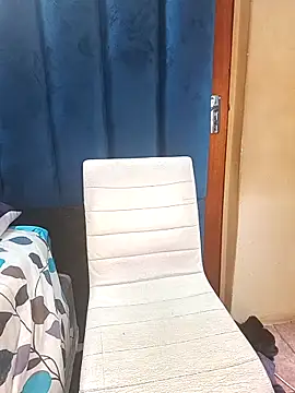 ChoklitBerryXX online show from 04-20-26, 02:31