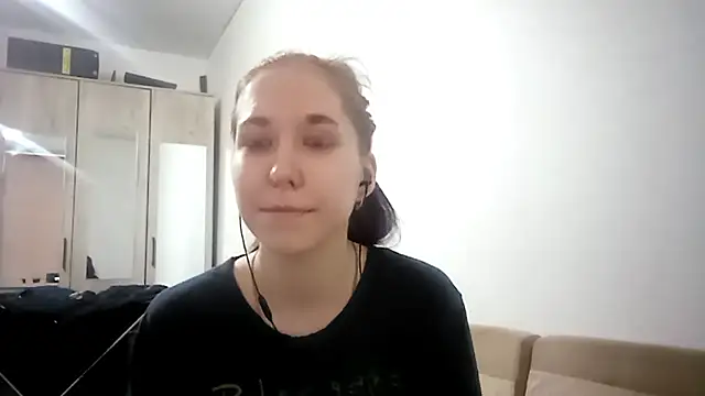 Annette meow1 online show from 12-22-25, 08:44