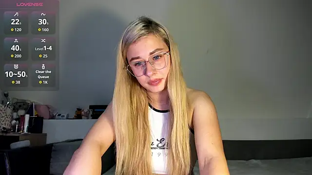 JessyyJ online show from 12-15-25, 08:24