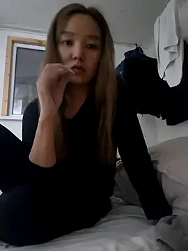 SherrylShaw online show from 12-14-25, 04:01