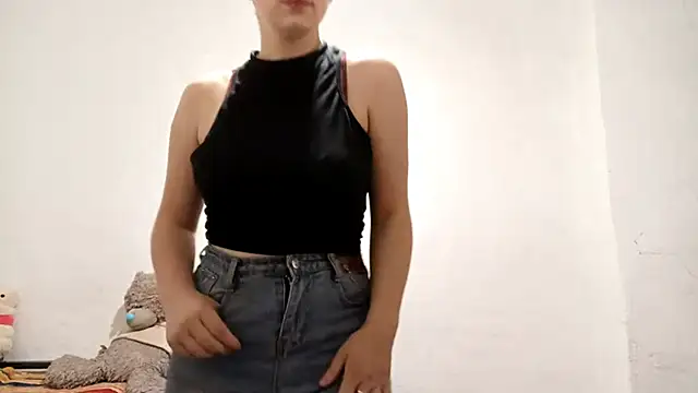 ClarisaCalvary online show from 12-22-25, 05:43