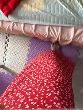 qwe522522 online show from 04-18-26, 04:05