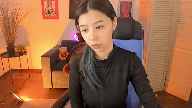 Snapshot of SirenMystiq chatting on 01-09-26, 07:15 SirenMystiq online show from 01-09-26, 07:15