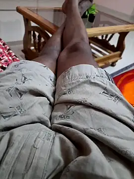 Snapshot of piedic chatting on 12-13-25, 07:53 piedic online show from 12-13-25, 07:53