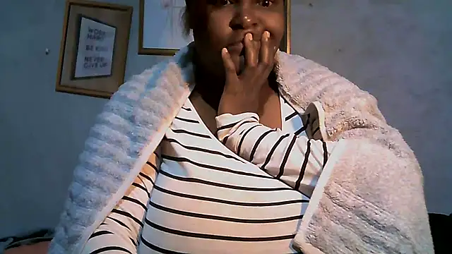 sweetmilkylady online show from 07-11-26, 04:04