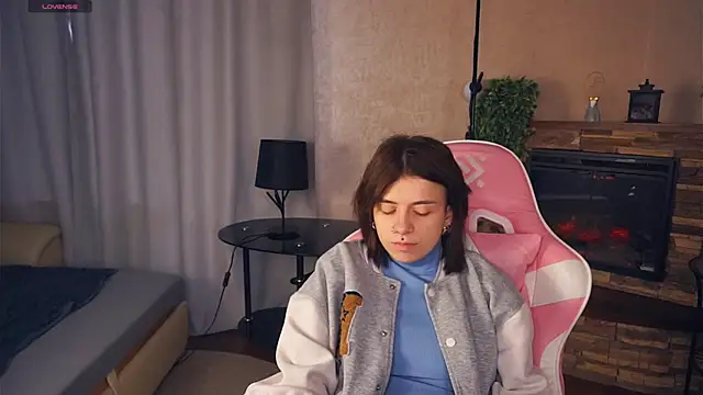 IleanaPishko online show from 01-14-26, 08:09