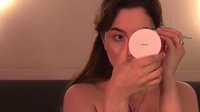 LucieBliss online show from 07-25-26, 05:32