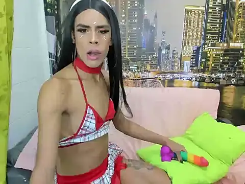 estefani robles online show from 12-20-25, 11:23