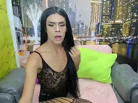 estefani robles online show from 12-22-25, 11:13