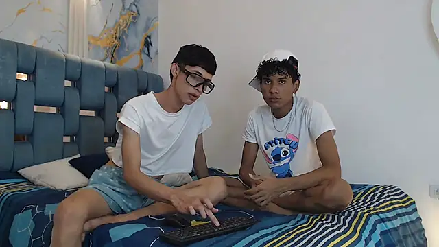 SWEET RABBIT1 online show from 01-08-26, 07:27