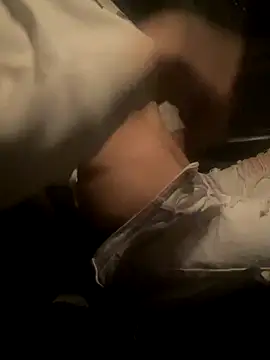 Snapshot of CHARLYfeet chatting on 12-19-25, 11:34 CHARLYfeet online show from 12-19-25, 11:34