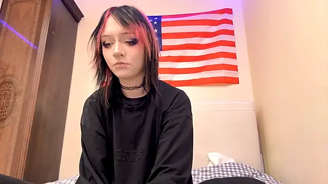 Shine Luna online show from 02-03-26, 08:25