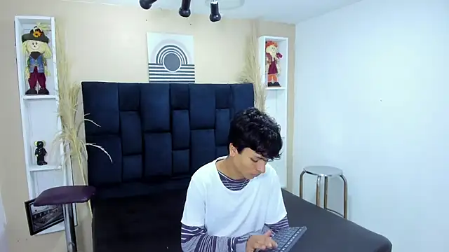 Joseph Gonzalez online show from 03-08-26, 11:36