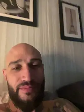 kingNQueen1211 online show from 04-24-26, 05:43