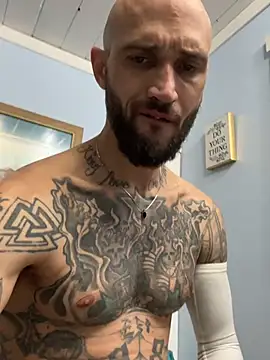 kingNQueen1211 online show from 04-25-26, 09:12