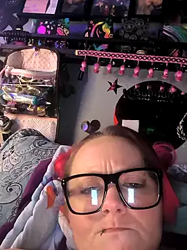 MidnightSeducerxh online show from 02-05-26, 11:04