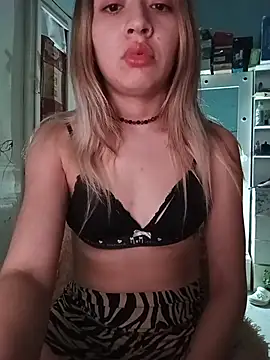 soylulita07 online show from 04-12-26, 07:24