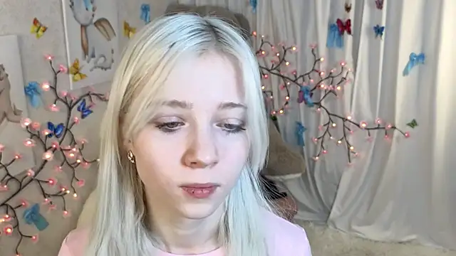 ViollaBloom online show from 01-10-26, 01:18