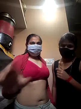 Snapshot of jaanvi-Rani chatting on 02-20-26, 03:25 jaanvi-Rani online show from 02-20-26, 03:25