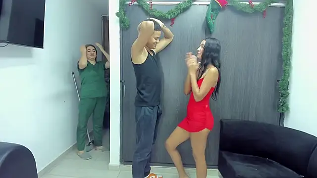 Hot sexmature online show from 12-15-25, 11:25