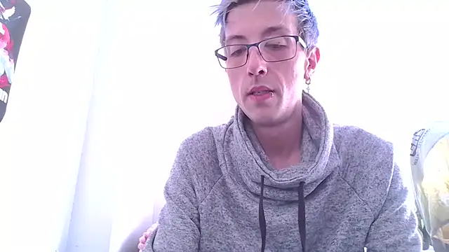 AskAveryAnything online show from 12-20-25, 08:16