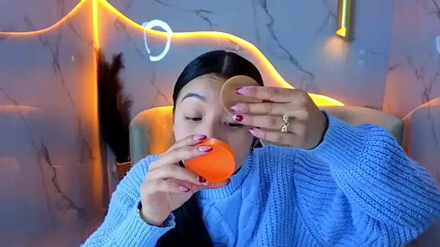 Sofi Adams Tx online show from 01-06-26, 01:15