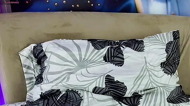 bella moonlight cr online show from 02-08-26, 03:54